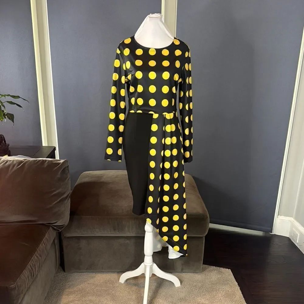 Women’s Black & Yellow Polka Dot Dress Long Sleeve Asymmetrical Hem Size S NEW